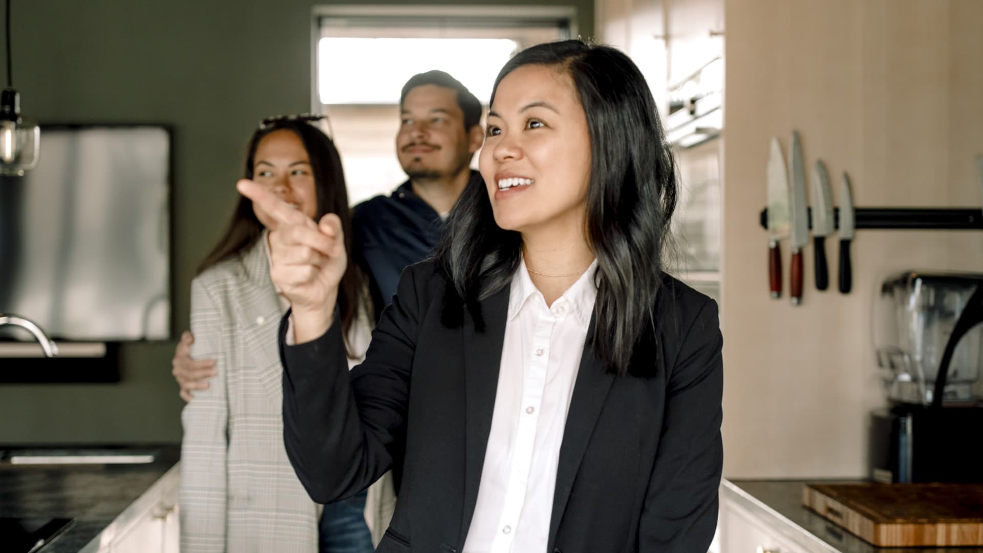 The top 10 fastest-growing jobs in the U.S. and where they're hiring the most, according to LinkedIn