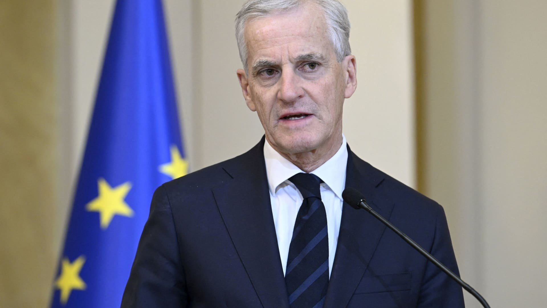 Trump ties his stance on Greenland to not getting Nobel Peace Prize, European officials say