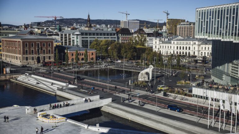 World’s largest sovereign wealth fund posts record $1.4 billion annual return, driven by tech and banking rally