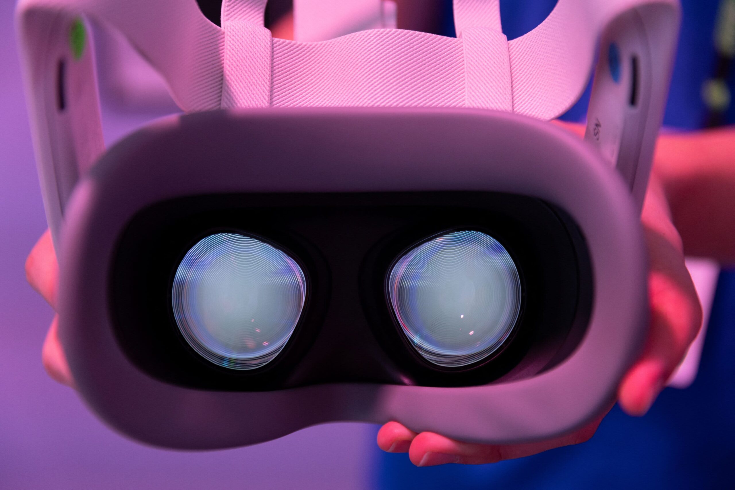 Why Meta is willing to lose billions on the metaverse