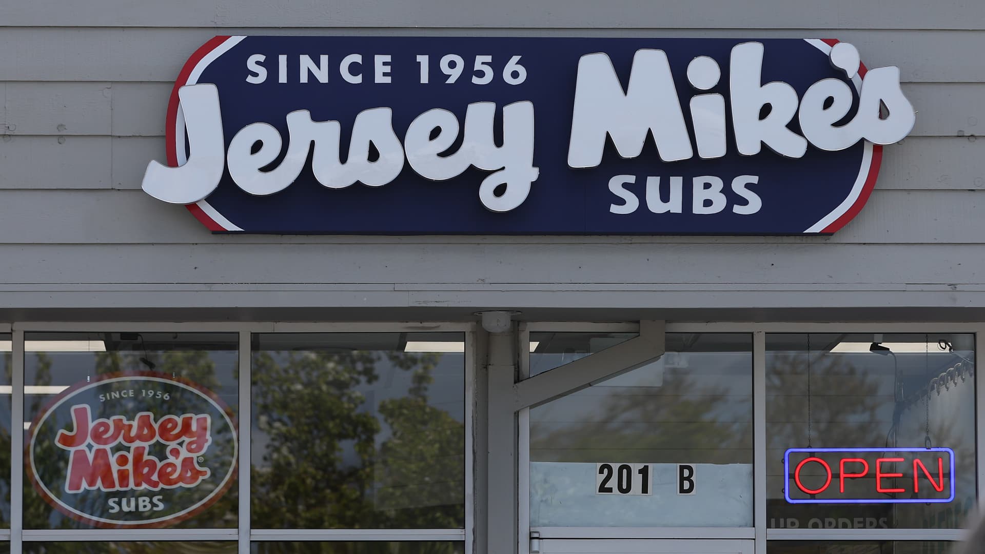 Jersey Mike's strikes European expansion deal led by founder Peter Cancro