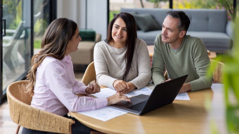 These bonds trounced cash in 2025, and they could still offer solid returns for investors