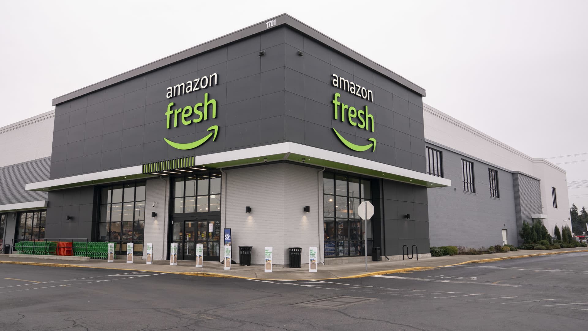 Amazon converting Fresh supermarkets, Go stores to Whole Foods locations