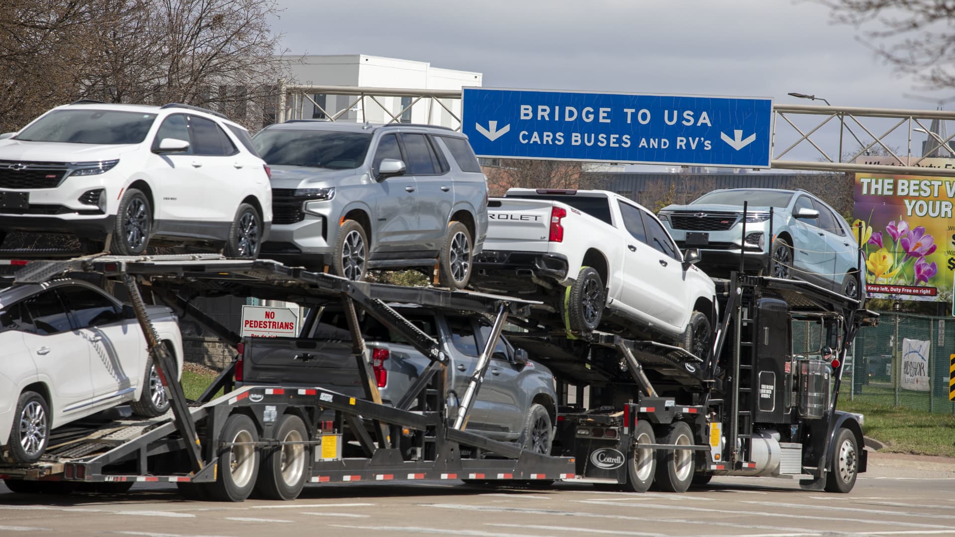 GM expects to top Ford in U.S. vehicle production as it faces up to $4 billion in tariff costs