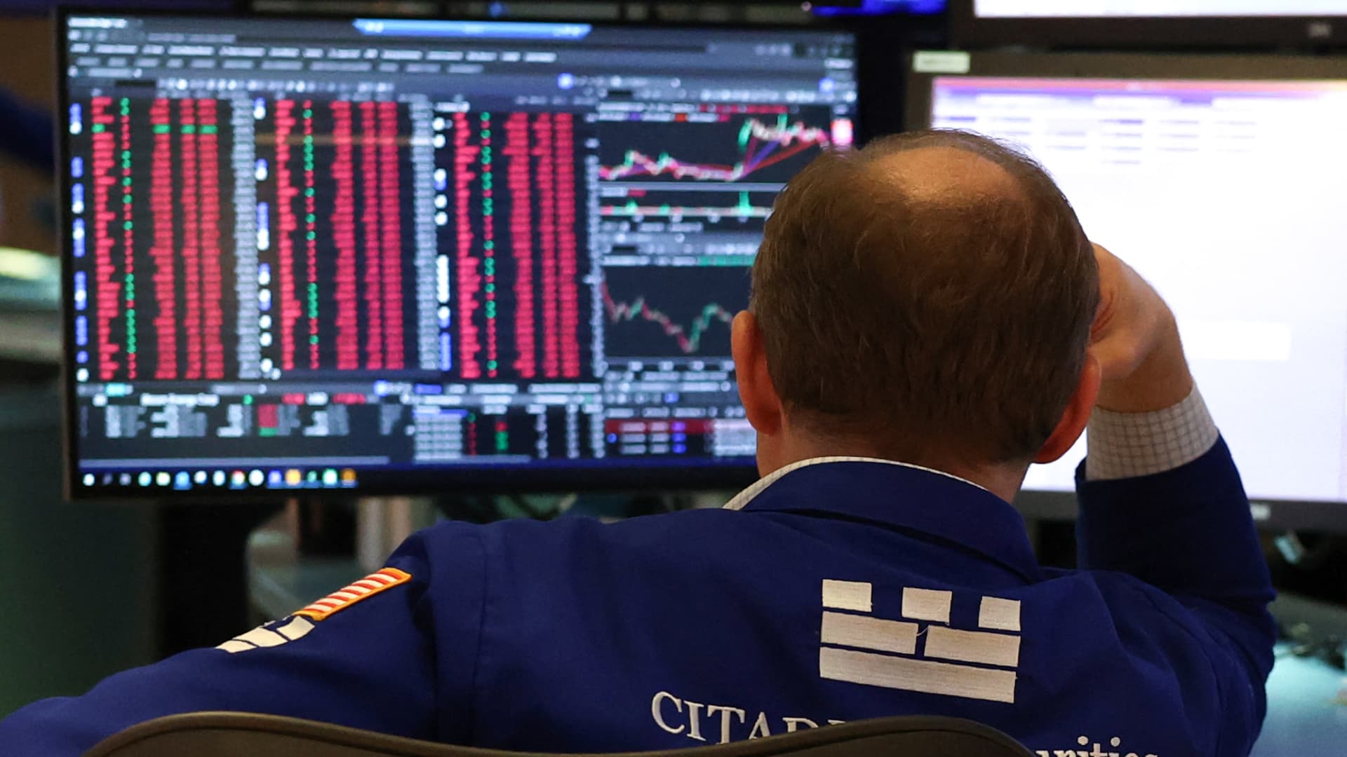Deutsche Bank declares 'the honeymoon is over for AI' —‎ here's why