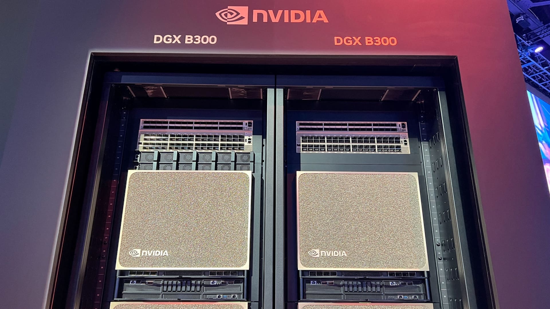 Cramer says this power stock is a buy, advises patience on latest Nvidia report