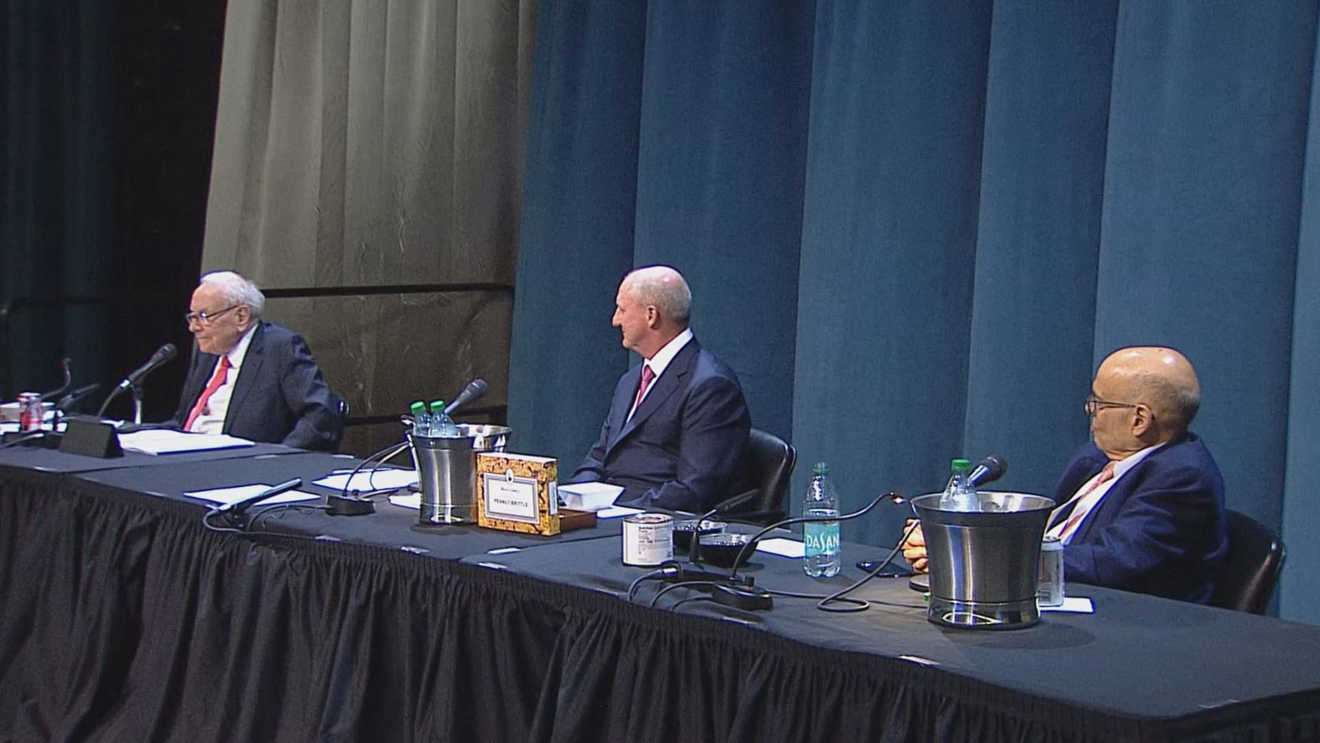 Berkshire prepares to exit 28% stake in Kraft Heinz as new CEO aims to move on from rare Buffett gaffe