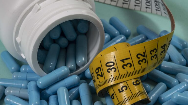 Airlines to save big money on fuel as new weight-loss pills gain popularity, Wall Street says