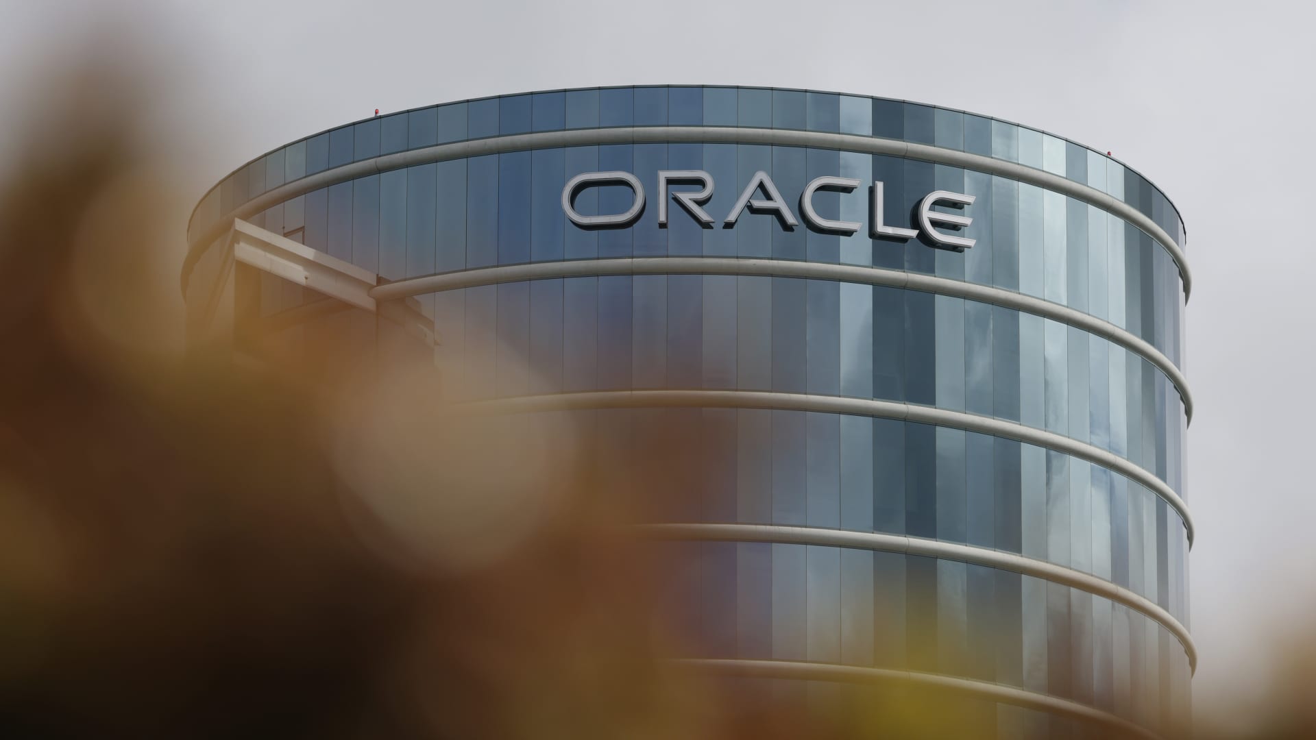Oracle sued by bondholders over losses tied to AI buildout