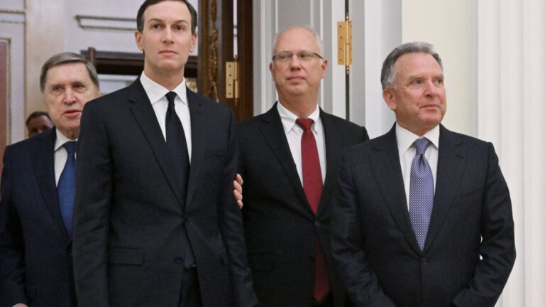 Putin meeting set for Thursday, Witkoff says, with Ukraine 'land deals' on the table