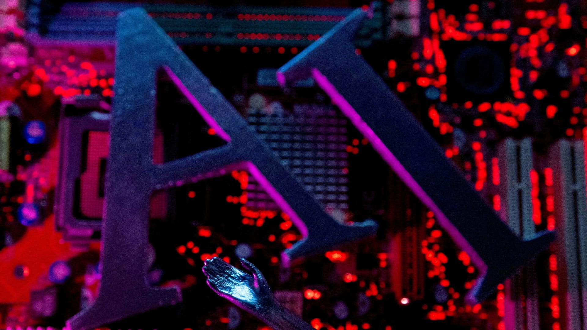 Deutsche Bank says the 'honeymoon is over' for AI