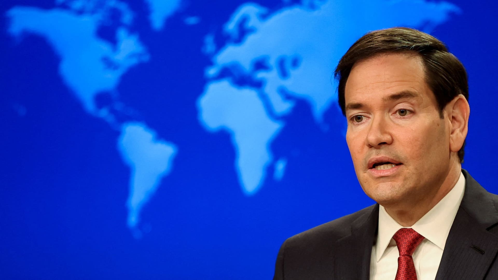 U.S. suspending immigrant visa processing from 75 countries over public assistance