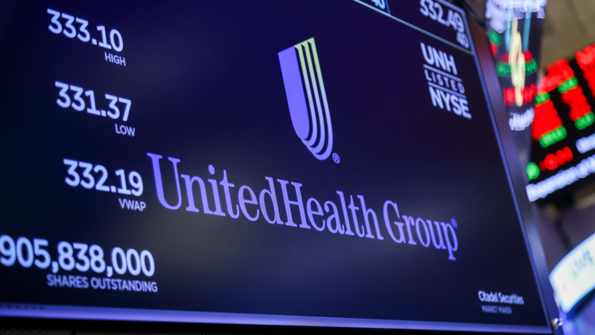 UnitedHealth posts modest earnings beat, soft revenue guidance as insurer plots turnaround