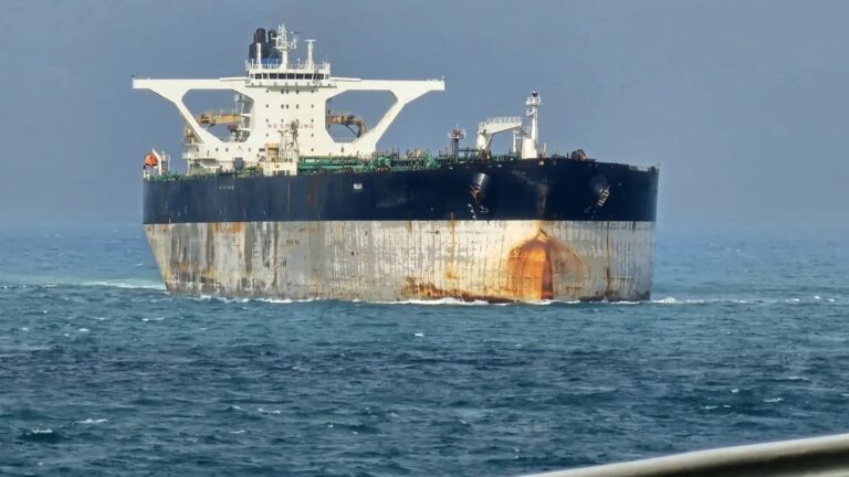 How Russia is benefiting from Trump's Venezuelan oil plan