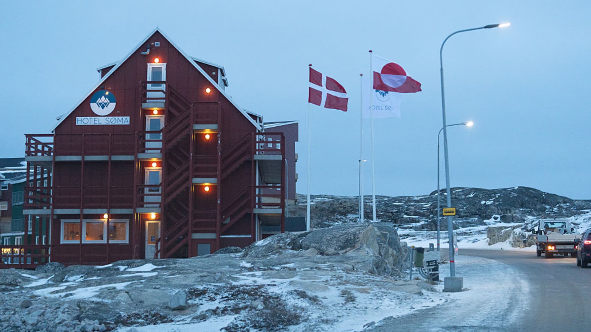 European markets head for mixed open as focus shifts to Greenland talks