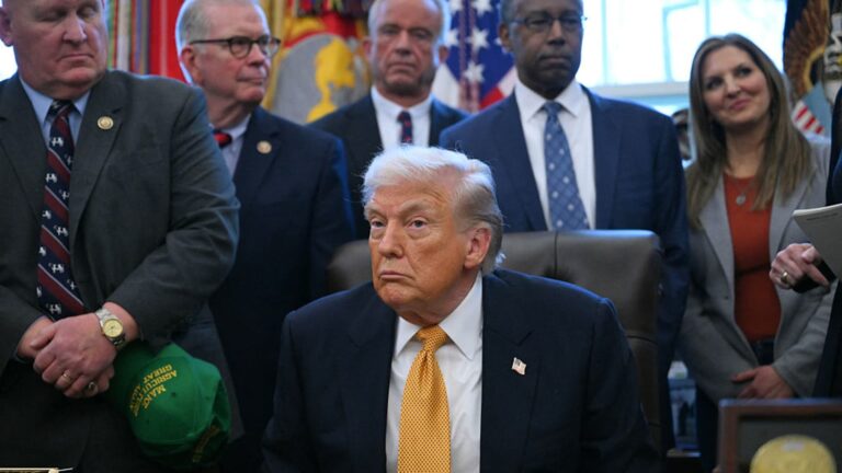 Oil falls nearly 2% after Trump signals he could hold off on attacking Iran