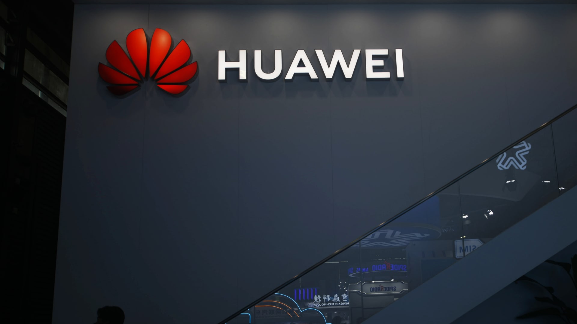 China’s AI chip firms are going public fast. But its crown jewel is staying private