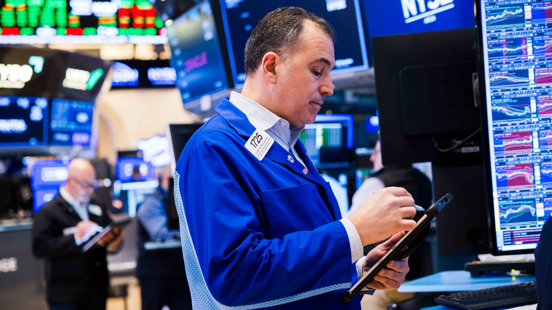 Gold is displacing Treasurys as preferred global asset as Trump sows chaos