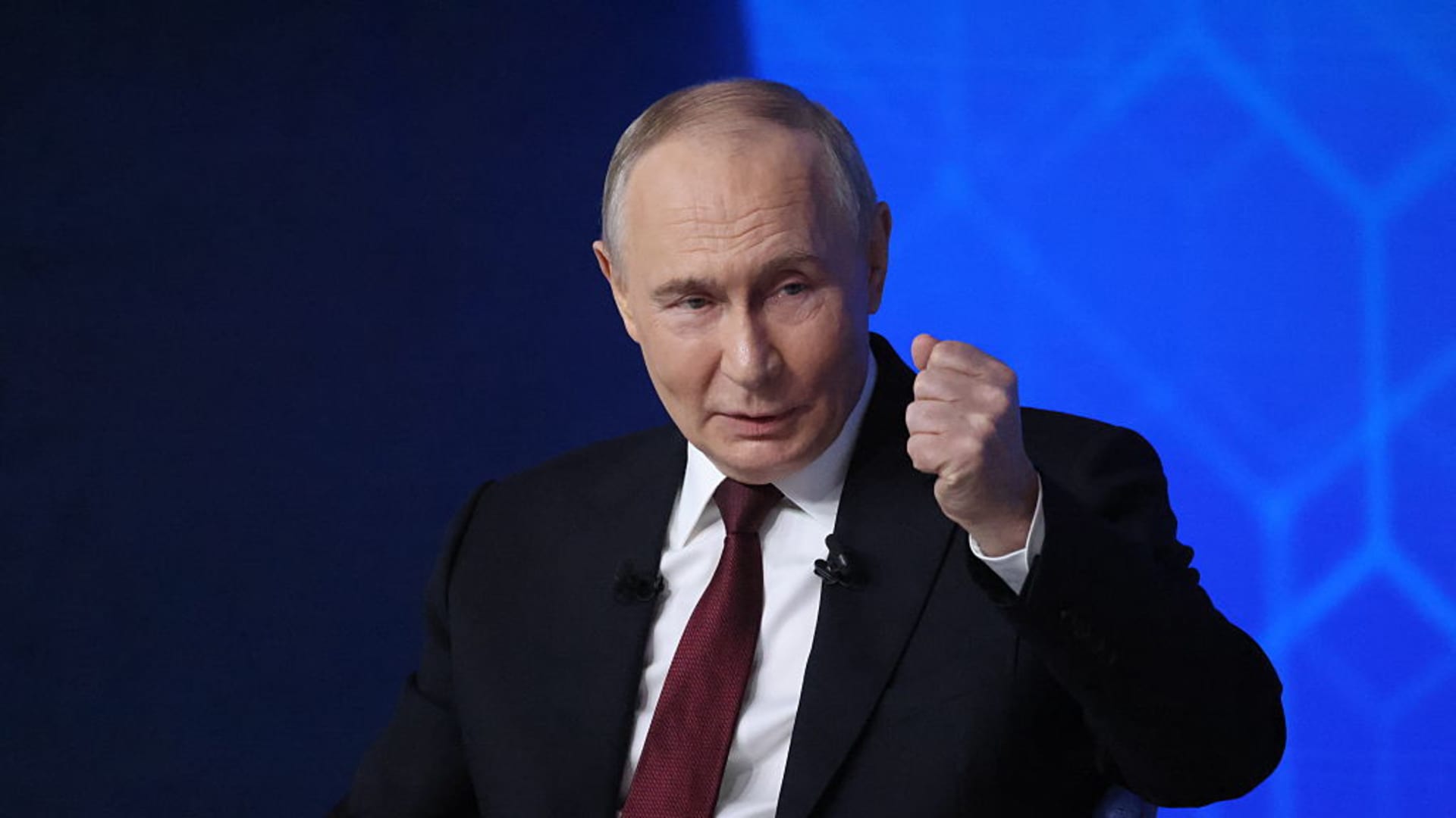 Russia says it's monitoring Trump's 'extraordinary' push to take over Greenland