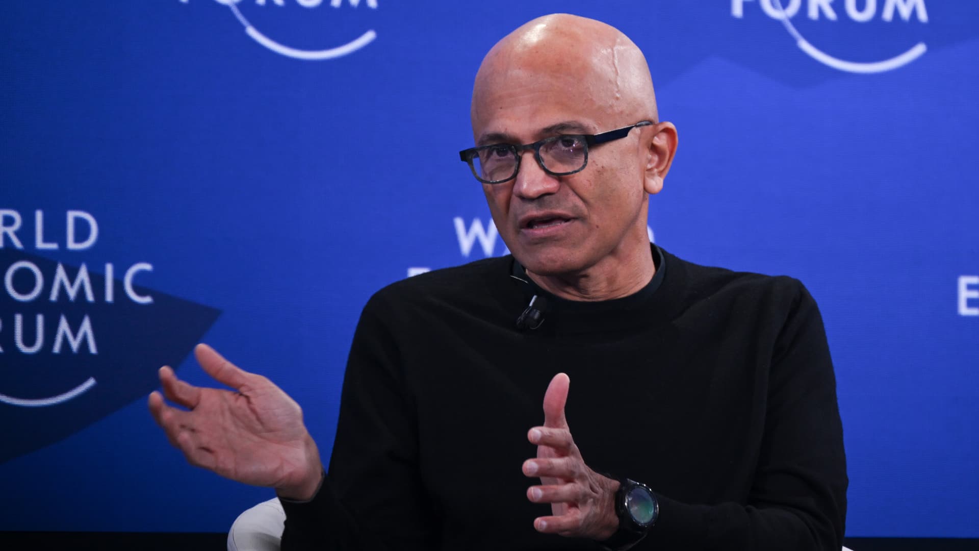 Microsoft's quarter shows once again that it must get its growth to spending ratio right