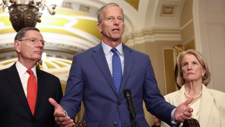 Partial government shutdown on track for Saturday after Senate vote on funding deal stalled