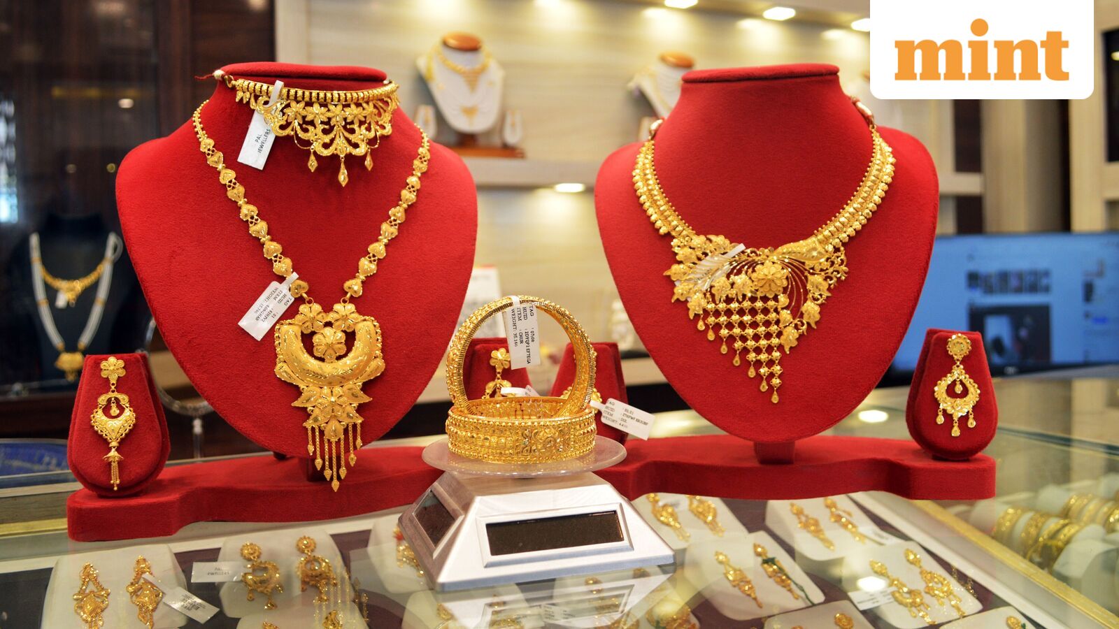 Senco Gold, Titan to Kalyan —  These jewellery stocks surge up to 14% after Q3FY26 business updates | Stock Market News
