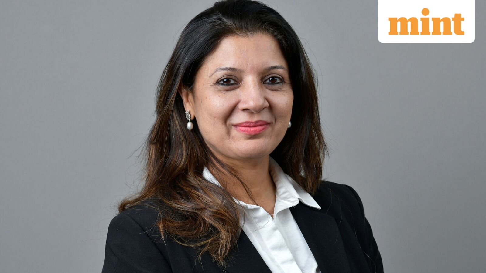 Buy or sell: Amid rising gold, silver rates, Vaishali Parekh recommends three intraday stocks to buy today