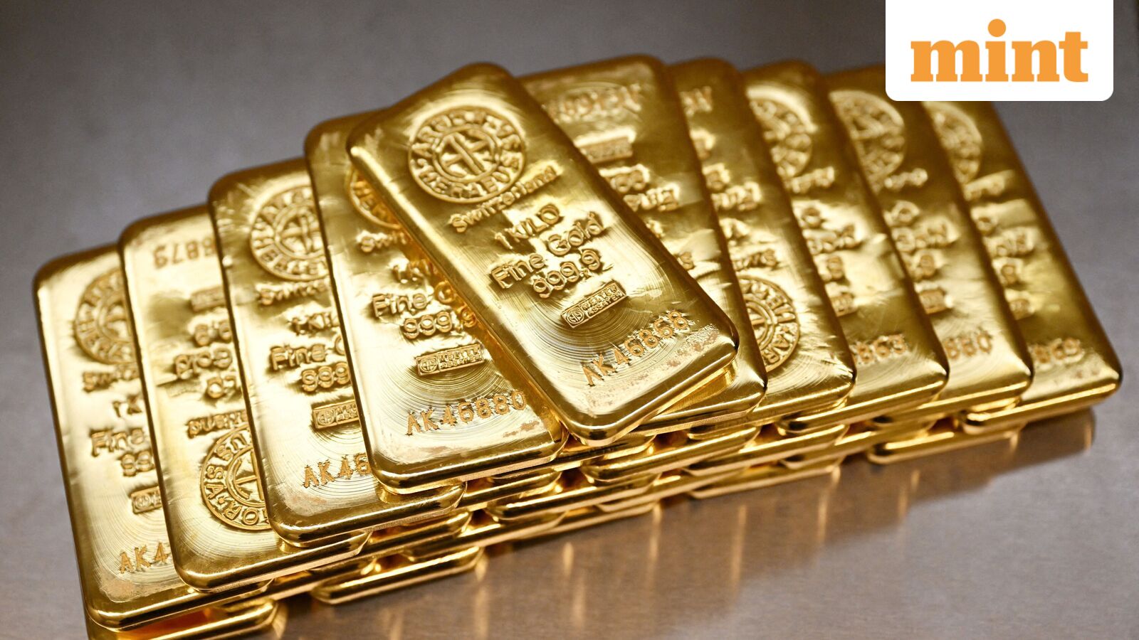 Gold rates today: MCX gold falls  ₹1,560 per 10g, silver plunges  ₹12,800 per kg as decline continues for second day