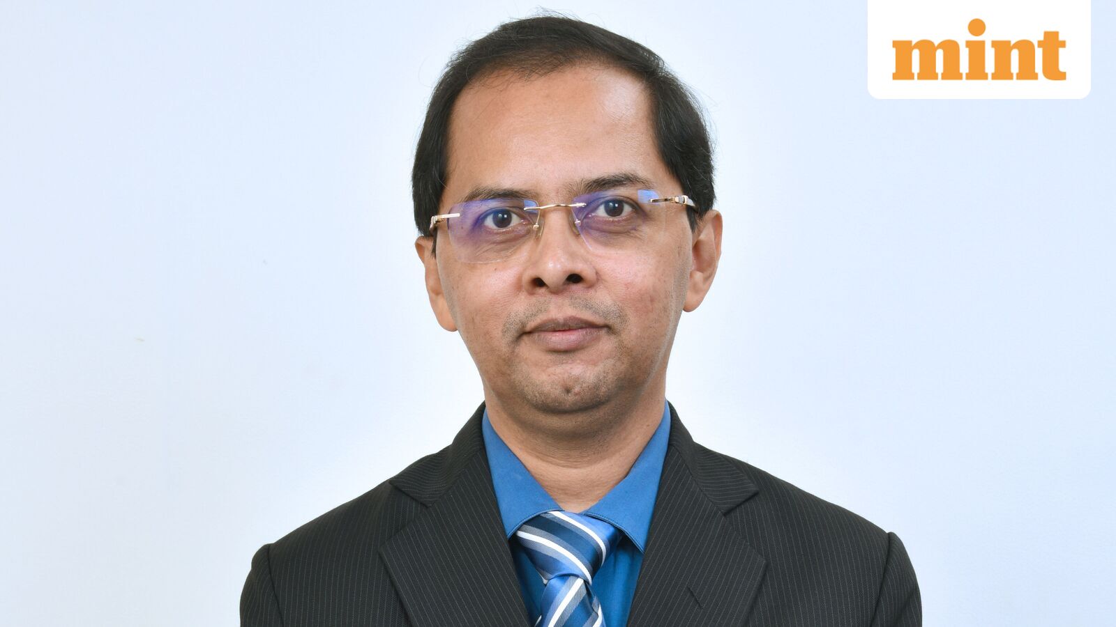 Stocks to buy or sell: Dharmesh Shah of ICICI Sec suggests buying L&amp;T, Union Bank shares on 5 January 2026