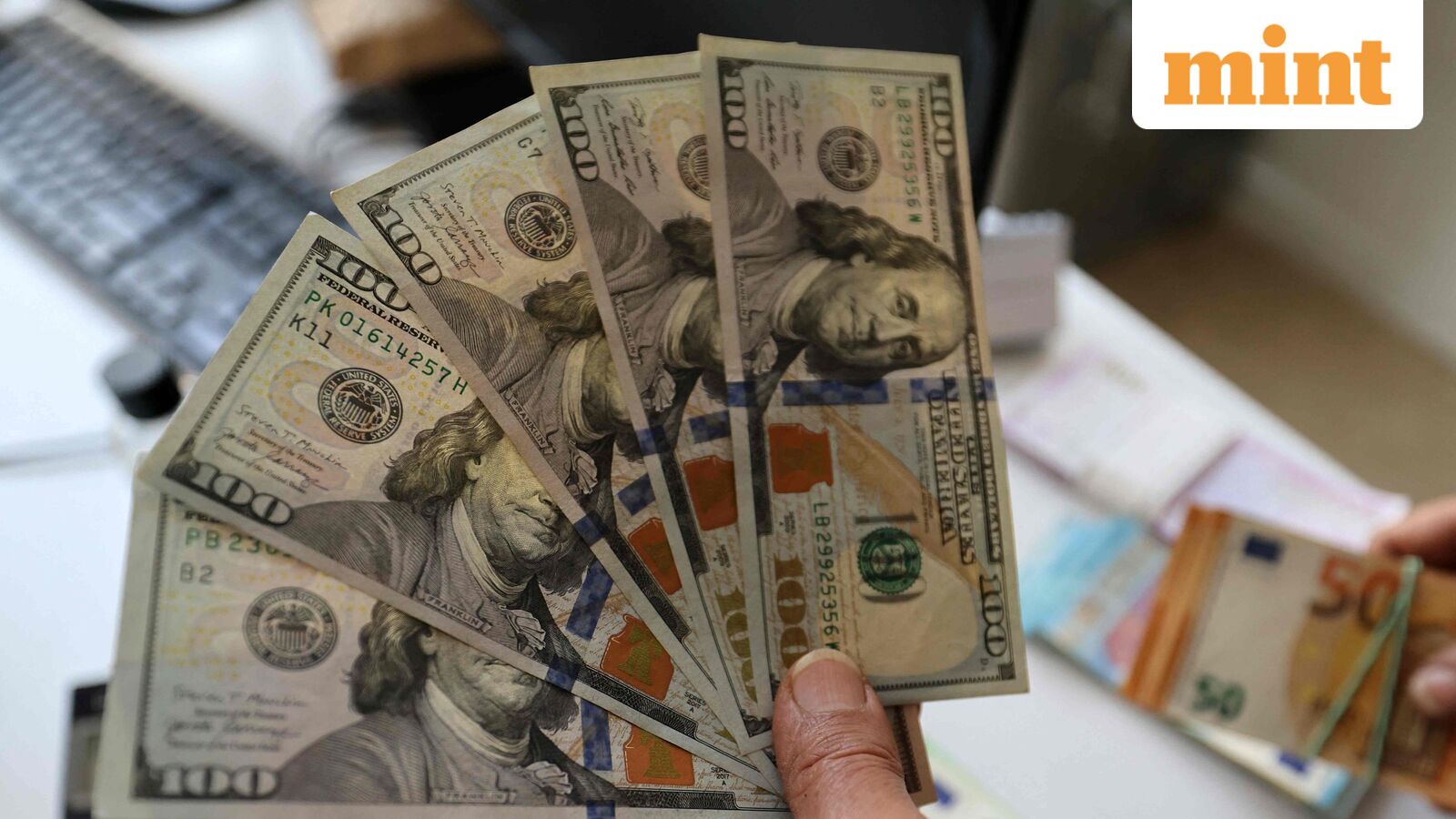 Rupee slumps to record low on global jitters, outlook remains fragile