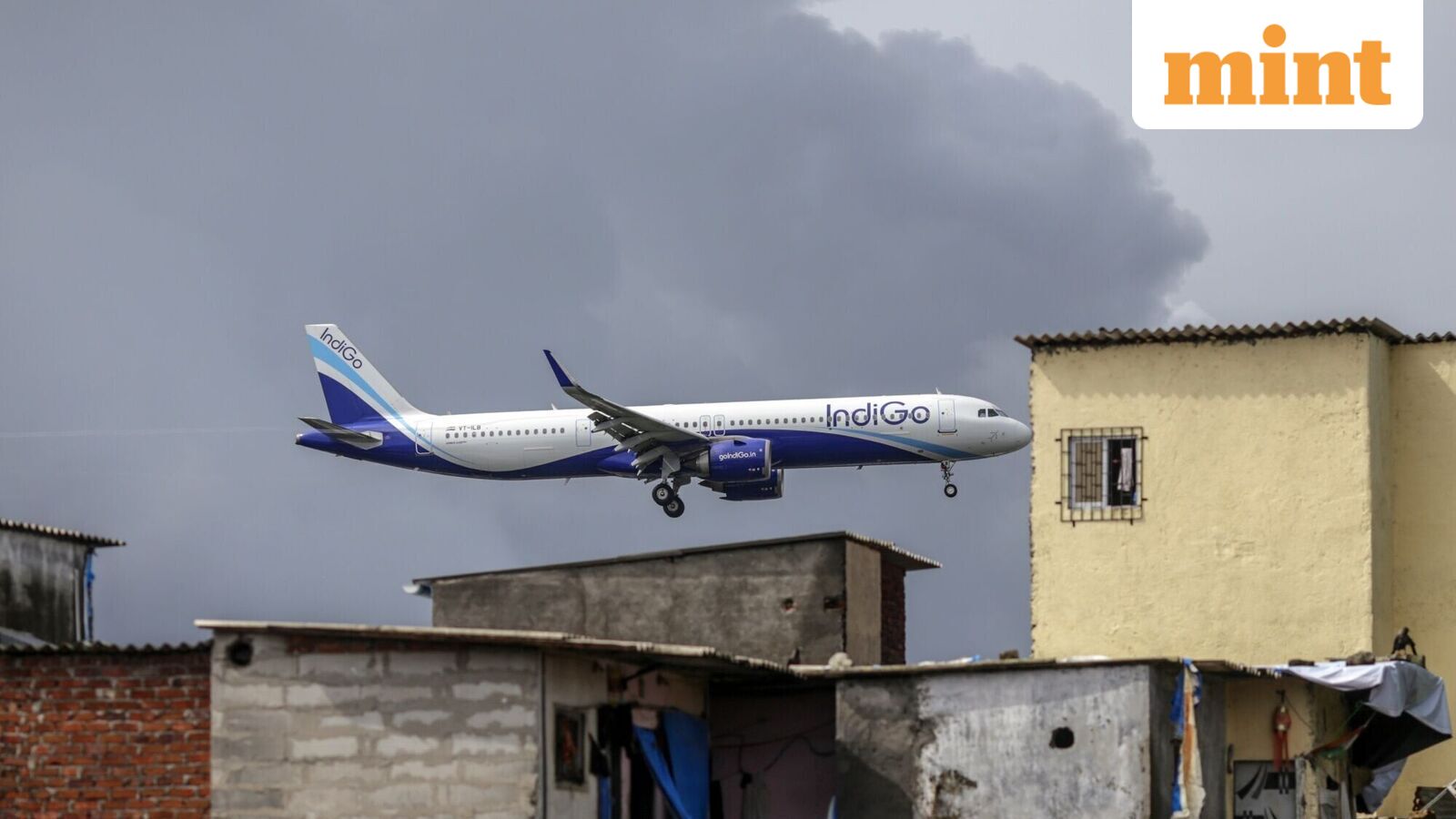 IndiGo share price crashes 4%; should investors buy, sell, or hold this aviation stock after Q3 results?