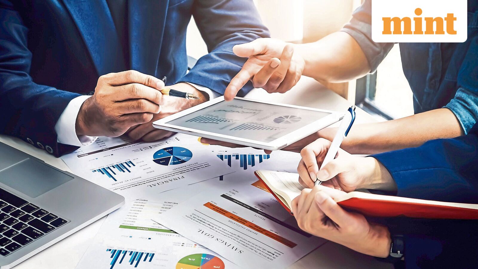 Angel One closes in on Zerodha in race for active clients