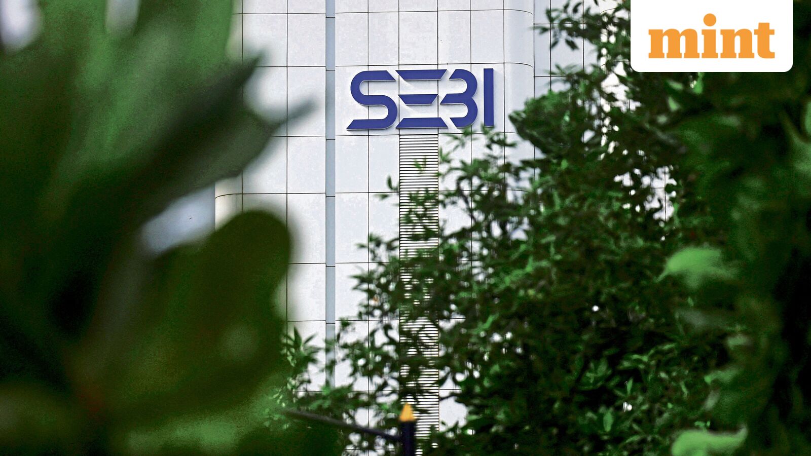 Mint Explainer: How Sebi plans to change closing price discovery