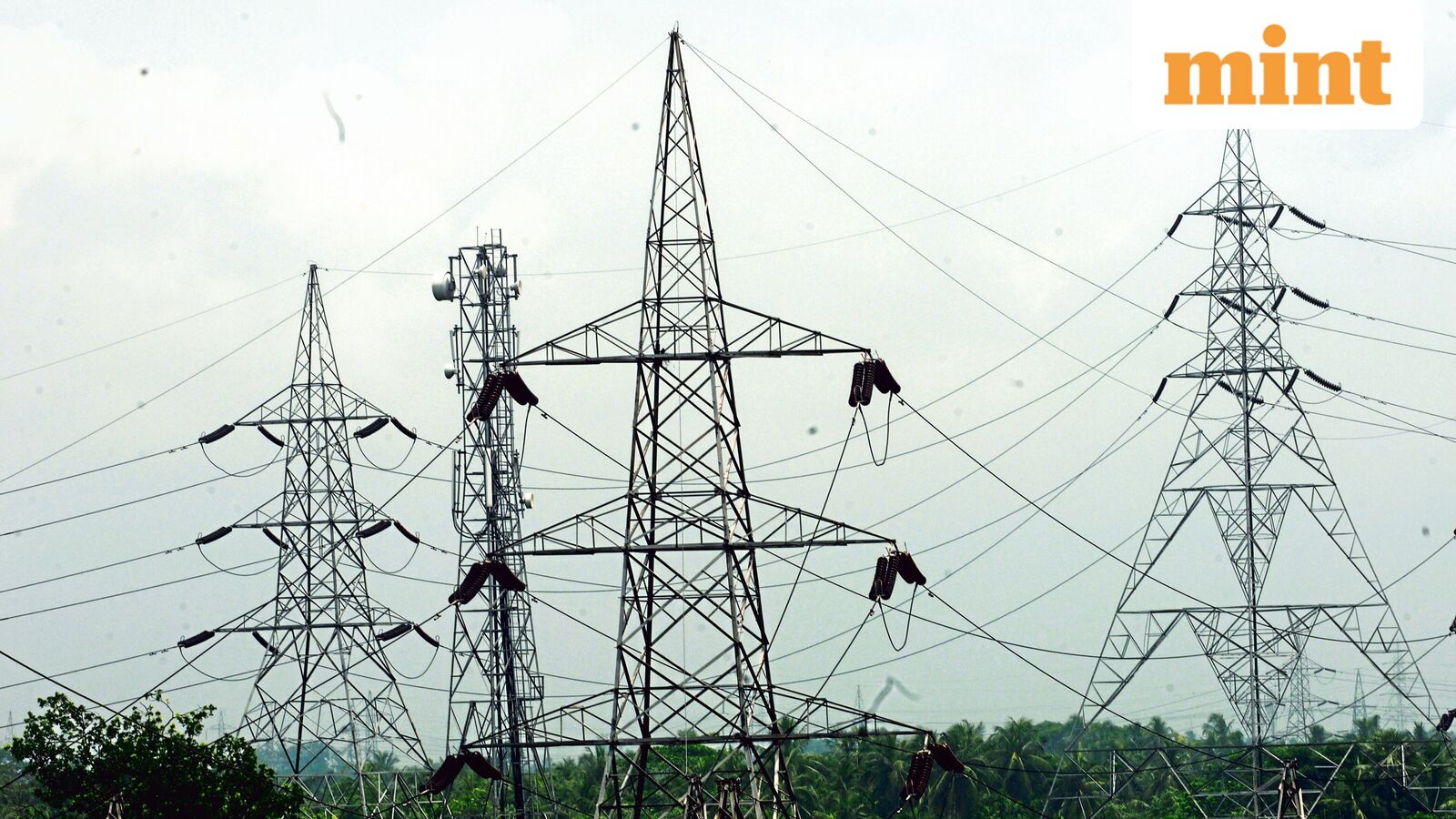 Maharatna PSU stock PFC to be in focus today after  ₹5,000 fundraise plan through NCDs; issue opens on January 16