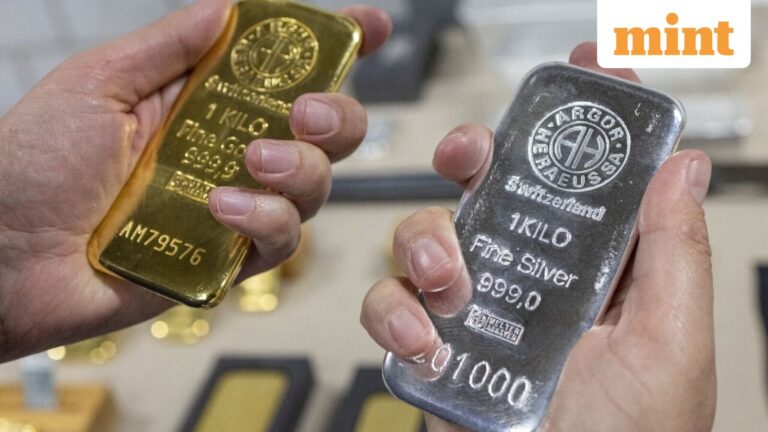 Gold, silver rate crash: Internet goes into frenzy with ‘Burj Khalifa-type’ graphs; netizens say ‘profit-taking an art’