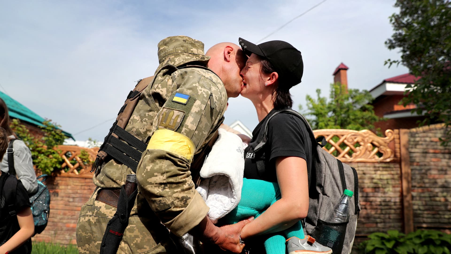 Russia's war on Ukraine puts women off having children — and that could spell economic disaster