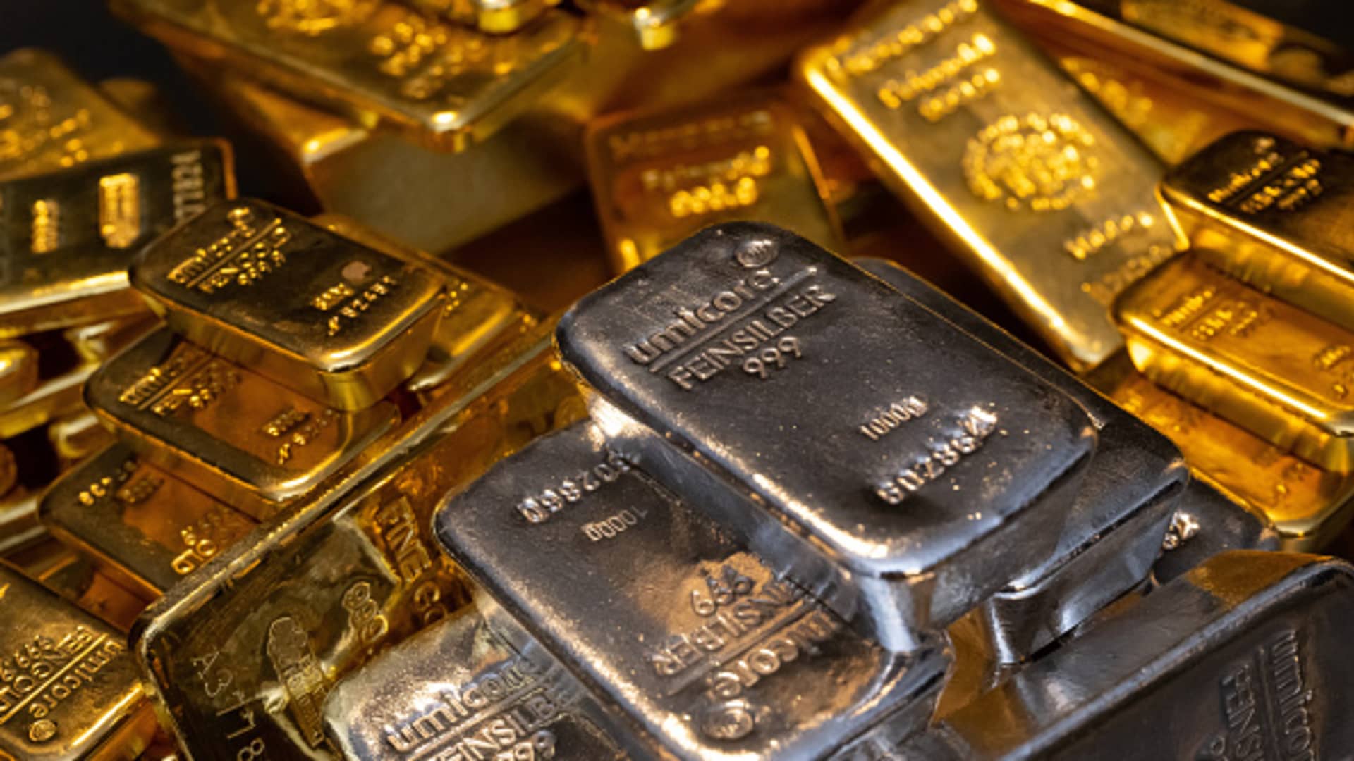Gold bulls hold firm after historic metals sell-off — but silver could be in for a bumpier ride