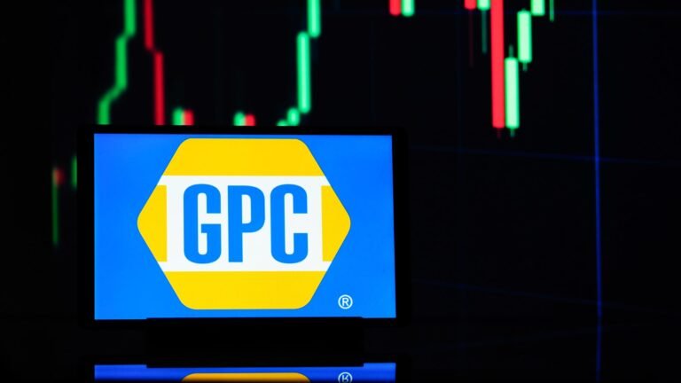 Stocks making the biggest moves midday: General Mills, Southwest, Genuine Parts, Norwegian Cruise Line  & more