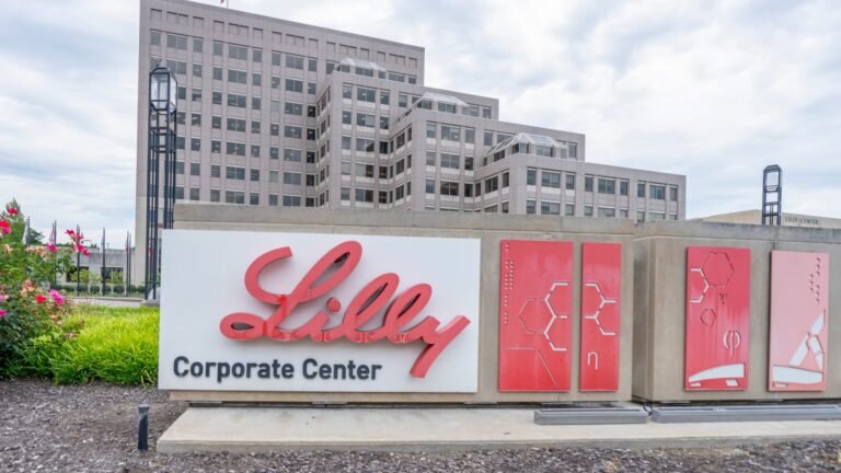What signal Lilly sends by stockpiling its GLP-1 weight loss pills ahead of FDA approval