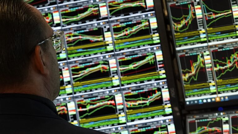 Amazon spending may not be that concerning — plus, bank stocks post-State of the Union