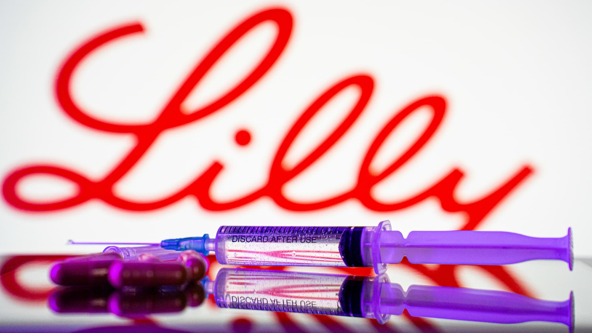 Direct-to-consumer sales for obesity drugs are about to boom. JPMorgan sees Eli Lilly as big winner