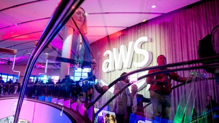 Traders see a buying opportunity in Amazon despite spending concerns
