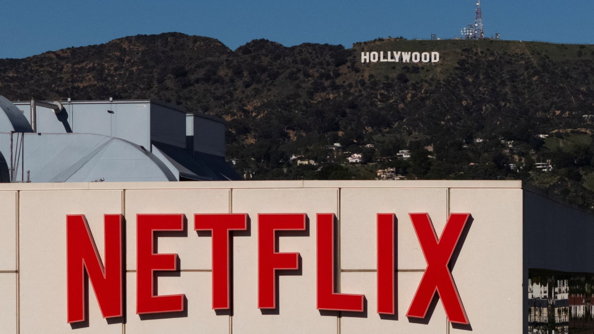 An attractive entry point to buy Netflix emerges amid its battle to acquire Warner Bros., charts show