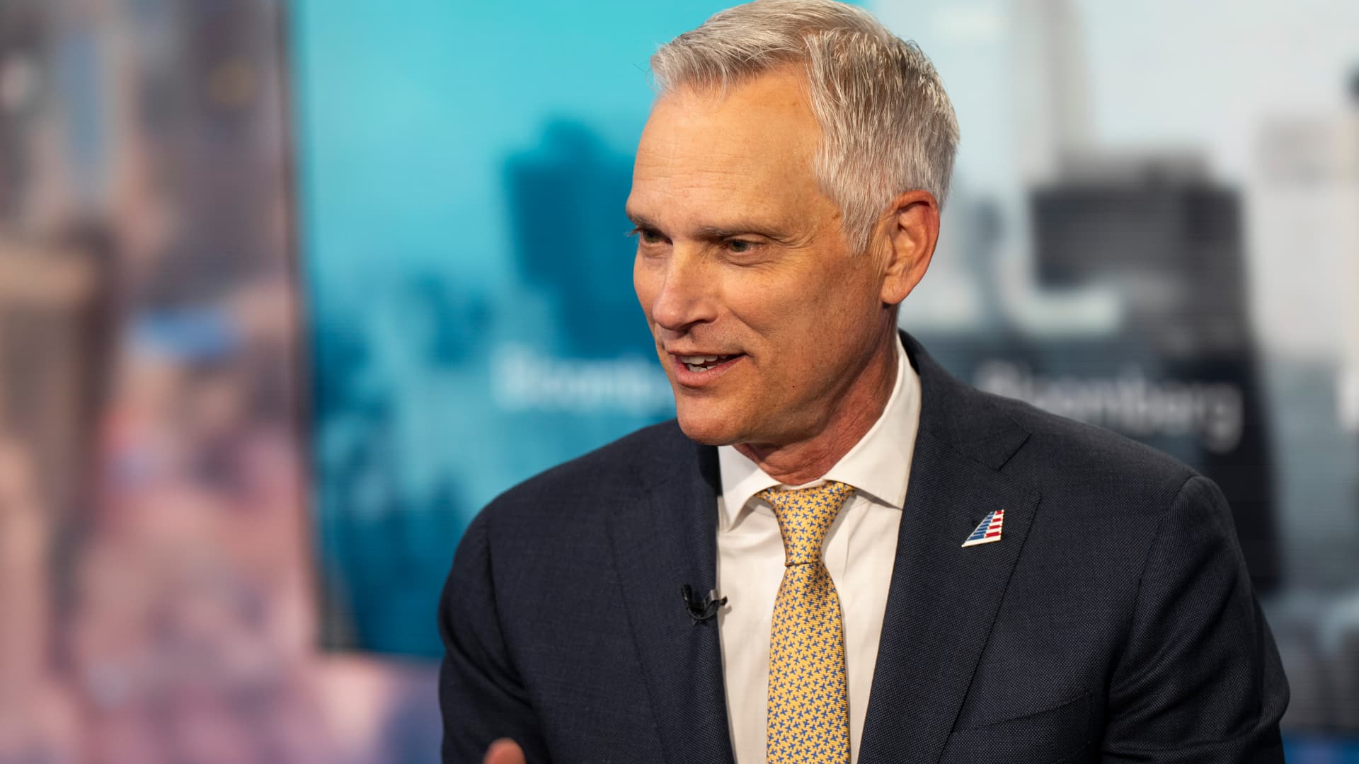 Pressure mounts on American Airlines CEO as carrier lags rivals