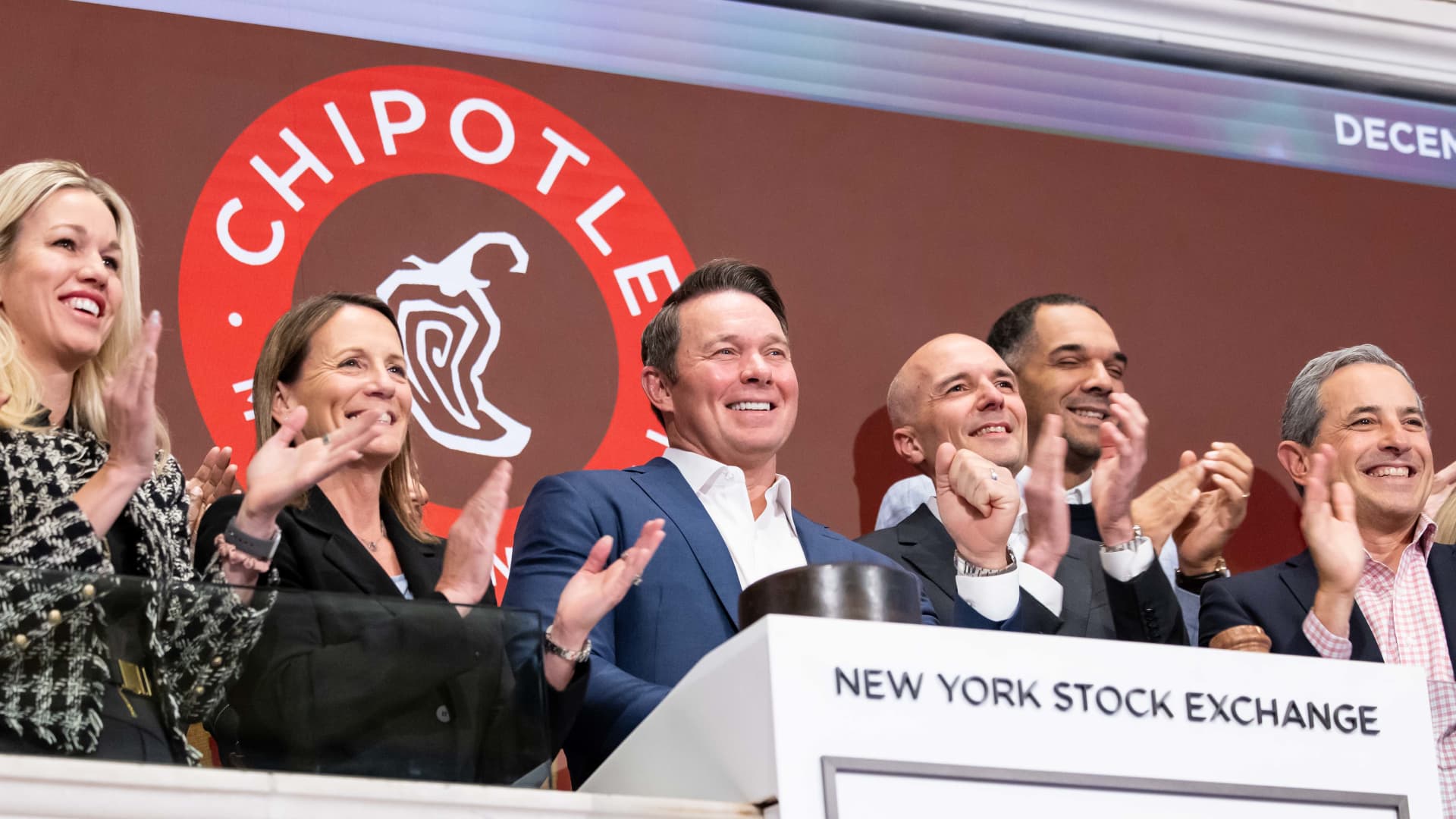 Chipotle is about to report earnings. Here's what to expect