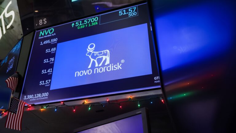 Novo Nordisk shares tumble 11% after company forecasts sales declines this year