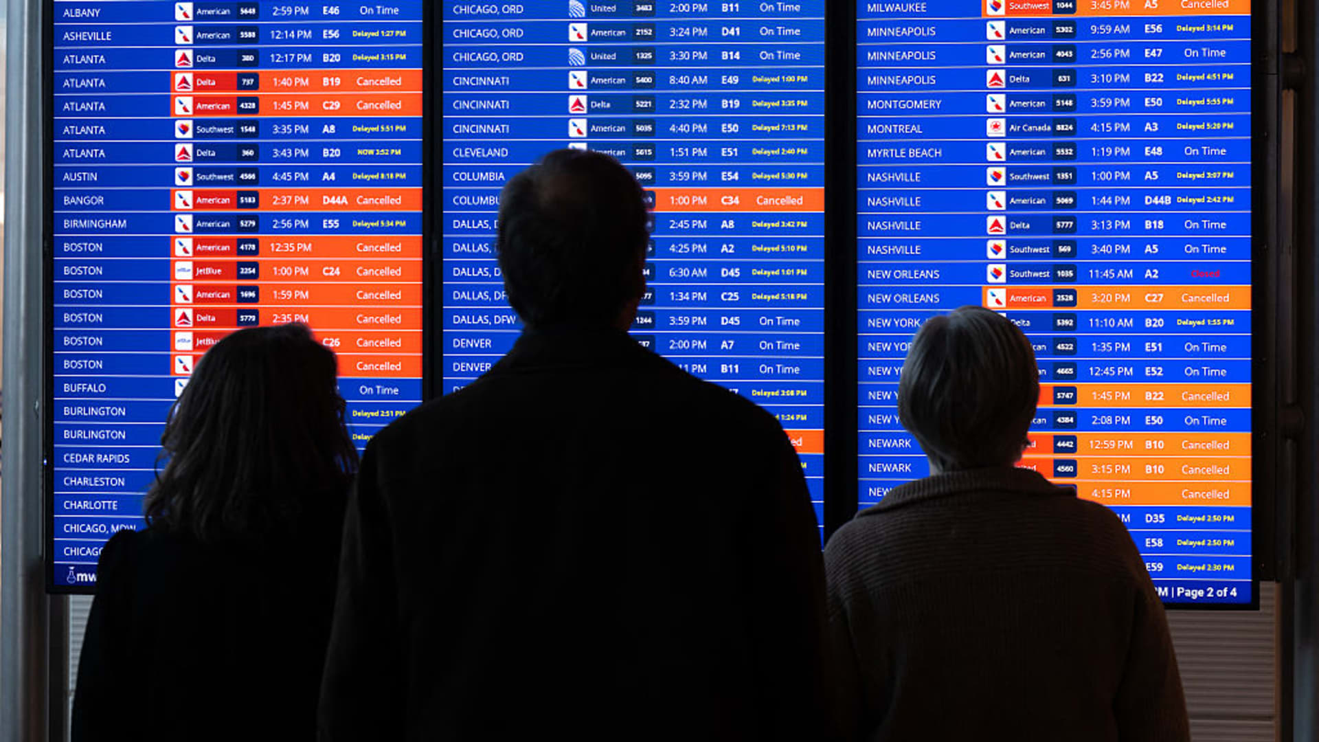 Airlines waive change fees ahead of another monster winter storm
