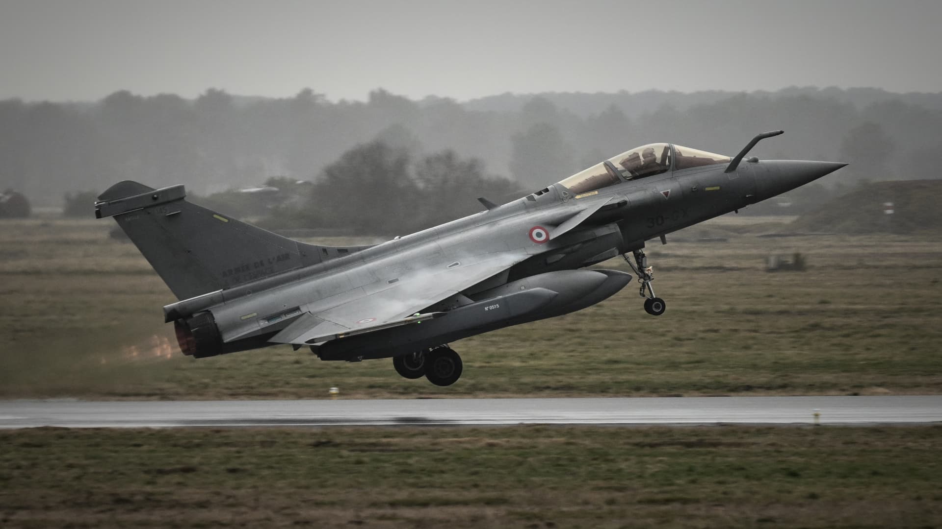 India approves Rafale jet purchase in $40 billion defense package ahead of Macron visit