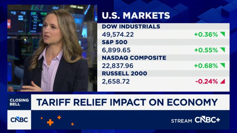 'Dramatic downside' risk in some software stocks still, says VantageRock's Avery Sheffield