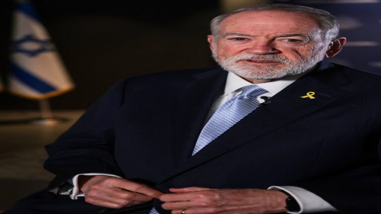 U.S. ambassador Mike Huckabee causes uproar by claiming Israel has a right to much of the Middle East